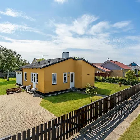 2 Bedroom Cozy In