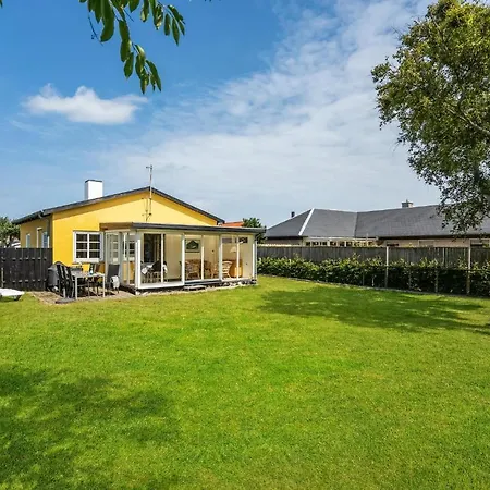 2 Bedroom Cozy In Vakantiehuis Skagen